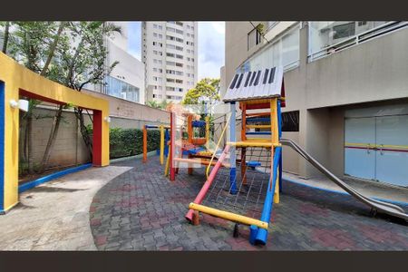 Apartamento à venda com 158m², 3 quartos e 2 vagas Apartamento à venda com 158m², 3 quartos e 2 vagasPlayground