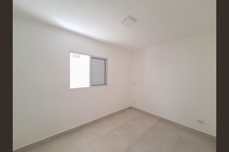 Quarto 2 de apartamento para alugar com 2 quartos, 55m² em Jardim Centenario, São Paulo