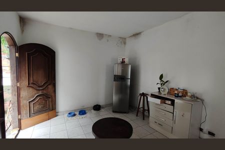 Sala de casa para alugar com 3 quartos, 355m² em Sítio Paredao, Ferraz de Vasconcelos