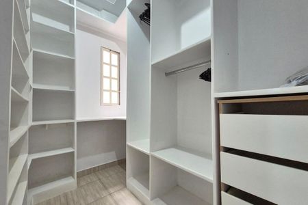 Closet do Quarto de casa para alugar com 1 quarto, 89m² em Jardim Marcia, Campinas