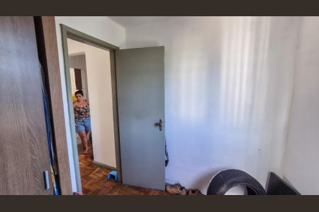 Quarto 1 de apartamento para alugar com 2 quartos, 30m² em Ramos, Rio de Janeiro