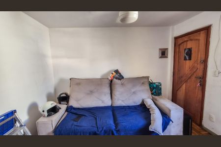 Sala de apartamento para alugar com 2 quartos, 30m² em Ramos, Rio de Janeiro