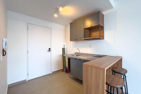 Cozinha de apartamento para alugar com 1 quarto, 30m² em Vila Mariana, São Paulo