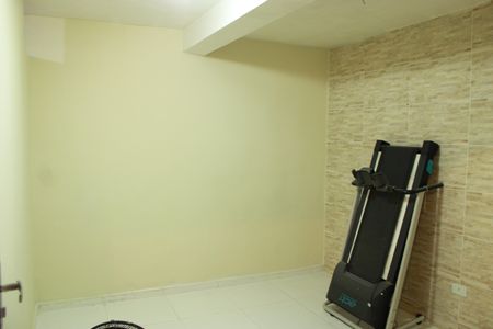 Quarto 2 de casa para alugar com 3 quartos, 70m² em Cambuci, São Paulo