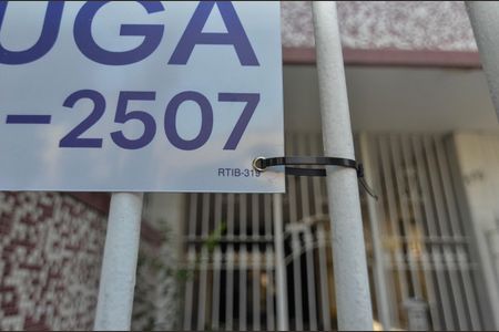 Apartamento para alugar com 68m², 2 quartos e 1 vagaFachada   