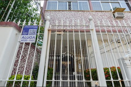 Apartamento para alugar com 68m², 2 quartos e 1 vagaFachada