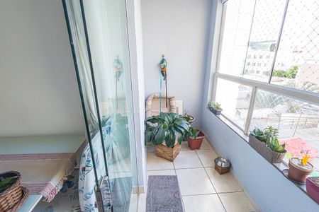 Apartamento à venda com 68m², 2 quartos e 1 vagavaranda