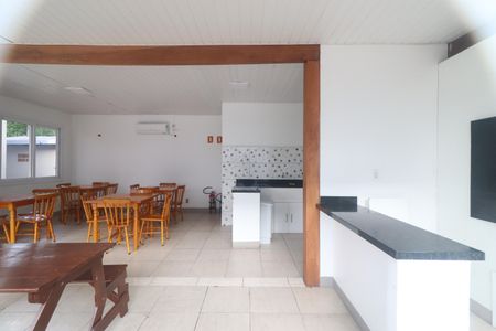 Apartamento para alugar com 69m², 2 quartos e 1 vagaÁrea comum - Salão de festas