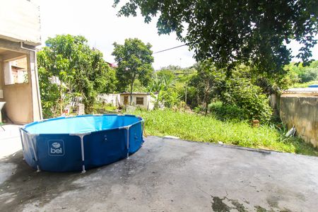 Casa para alugar com 84m², 2 quartos e sem vagaQuintal