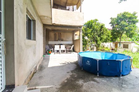 Casa para alugar com 84m², 2 quartos e sem vagaQuintal