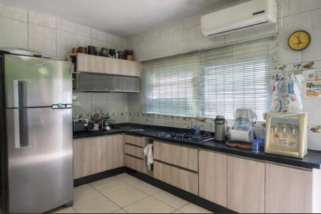 Cozinha  de casa para alugar com 1 quarto, 75m² em Igara, Canoas