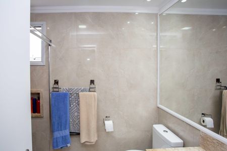 Apartamento à venda com 113m², 3 quartos e 2 vagasBanheiro da Suíte 1