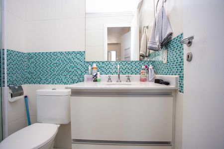 Apartamento à venda com 113m², 3 quartos e 2 vagasBanheiro da Suíte 2