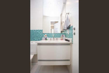 Apartamento à venda com 113m², 3 quartos e 2 vagasBanheiro da Suíte 2