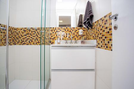 Apartamento à venda com 113m², 3 quartos e 2 vagasBanheiro Social