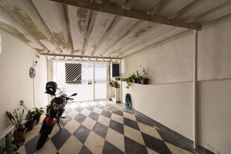 Casa à venda com 111m², 3 quartos e 2 vagas