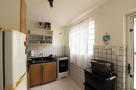 Casa à venda com 111m², 3 quartos e 2 vagas