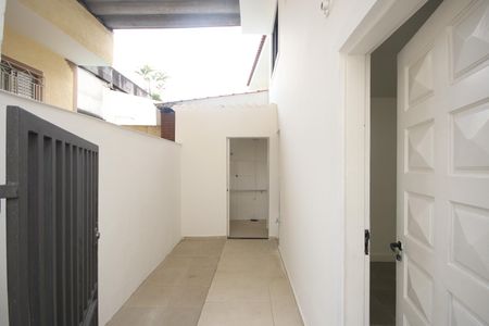 Casa para alugar com 94m², 2 quartos e sem vagaQuintal