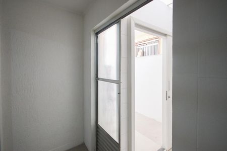 Casa para alugar com 94m², 2 quartos e sem vagaÁrea de Serviço