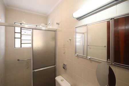 Casa para alugar com 94m², 2 quartos e sem vagaBanheiro