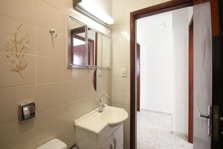Casa para alugar com 94m², 2 quartos e sem vagaBanheiro