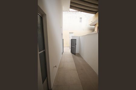 Casa para alugar com 94m², 2 quartos e sem vagaQuintal