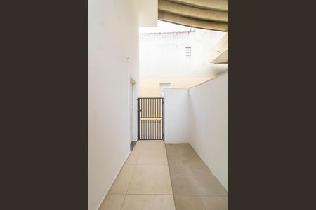 Casa para alugar com 94m², 2 quartos e 1 vagaQuintal