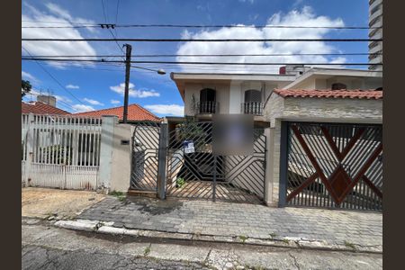 Casa à venda com 212m², 3 quartos e 4 vagas