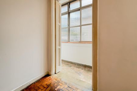 Apartamento para alugar com 74m², 2 quartos e 1 vagaQuarto 2 - Varanda