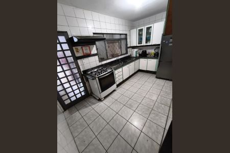 Casa para alugar com 112m², 3 quartos e 1 vaga Casa para alugar com 112m², 3 quartos e 1 vagaCozinha