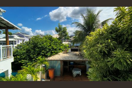 Casa de condomínio à venda com 350m², 4 quartos e 4 vagasVaranda da Suíte 1
