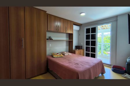 Casa de condomínio à venda com 350m², 4 quartos e 4 vagasSuíte 1