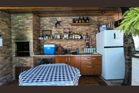 Casa de condomínio à venda com 350m², 4 quartos e 4 vagasÁrea Gourmet 