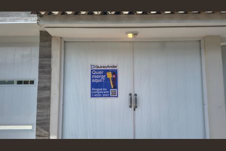 Casa de condomínio à venda com 350m², 4 quartos e 4 vagasPlaquinha instalada ATIA-167