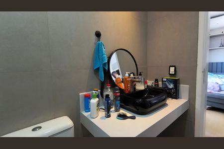 Casa de condomínio à venda com 350m², 4 quartos e 4 vagasBanheiro da Suíte 2