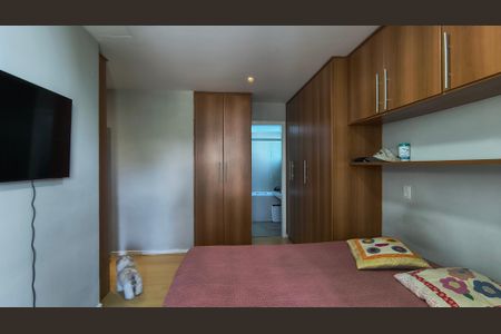 Casa de condomínio à venda com 350m², 4 quartos e 4 vagasSuíte 1