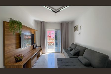 Casa à venda com 4 quartos, 305m² em Jardim Monte Azul, São Paulo
