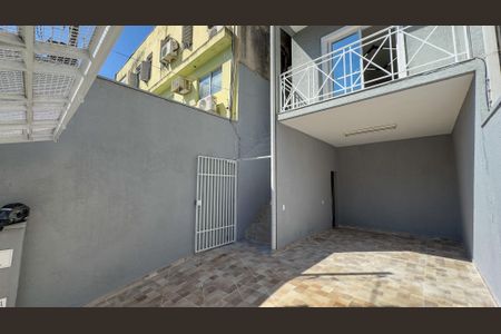 Garagem de casa à venda com 4 quartos, 305m² em Jardim Monte Azul, São Paulo