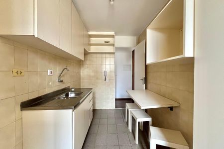 Apartamento à venda com 55m², 2 quartos e 1 vagaCozinha