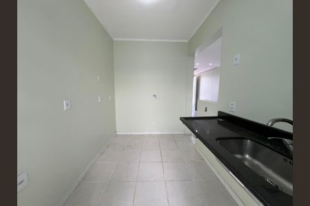 Cozinha  de casa de condomínio à venda com 2 quartos, 80m² em Rio Branco, Canoas