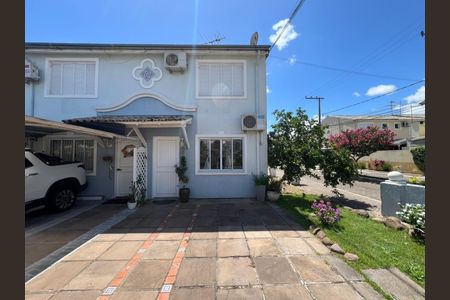 Casa de condomínio para alugar com 80m², 2 quartos e 2 vagas Casa de condomínio para alugar com 80m², 2 quartos e 2 vagasFachada