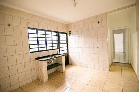 Casa para alugar com 125m², 2 quartos e 2 vagas Casa para alugar com 125m², 2 quartos e 2 vagasCozinha