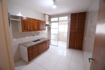 Apartamento à venda com 78m², 2 quartos e 1 vagaCozinha