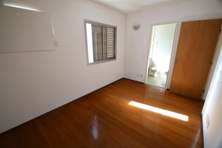 Apartamento à venda com 78m², 2 quartos e 1 vagaQuarto 2 - Suíte