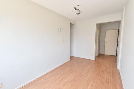 Apartamento à venda com 50m², 1 quarto e sem vaga Apartamento à venda com 50m², 1 quarto e sem vagaSala