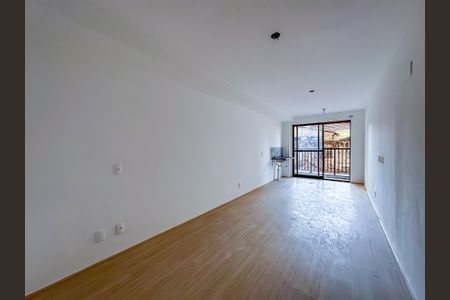 Kitnet/Studio para alugar com 1 quarto, 32m² em Centro, Rio de Janeiro