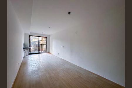 Kitnet/Studio para alugar com 1 quarto, 32m² em Centro, Rio de Janeiro