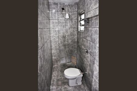 Detalhe - Banheiro Social de casa para alugar com 1 quarto, 20m² em Vila Isabel, São Paulo