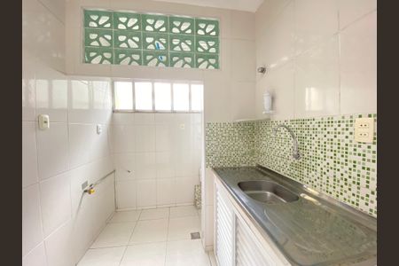Apartamento para alugar com 39m², 2 quartos e sem vaga Apartamento para alugar com 39m², 2 quartos e sem vagaCozinha e Área de Serviço