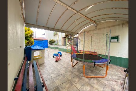 Apartamento para alugar com 39m², 2 quartos e sem vaga Apartamento para alugar com 39m², 2 quartos e sem vagaÁrea comum - Playground